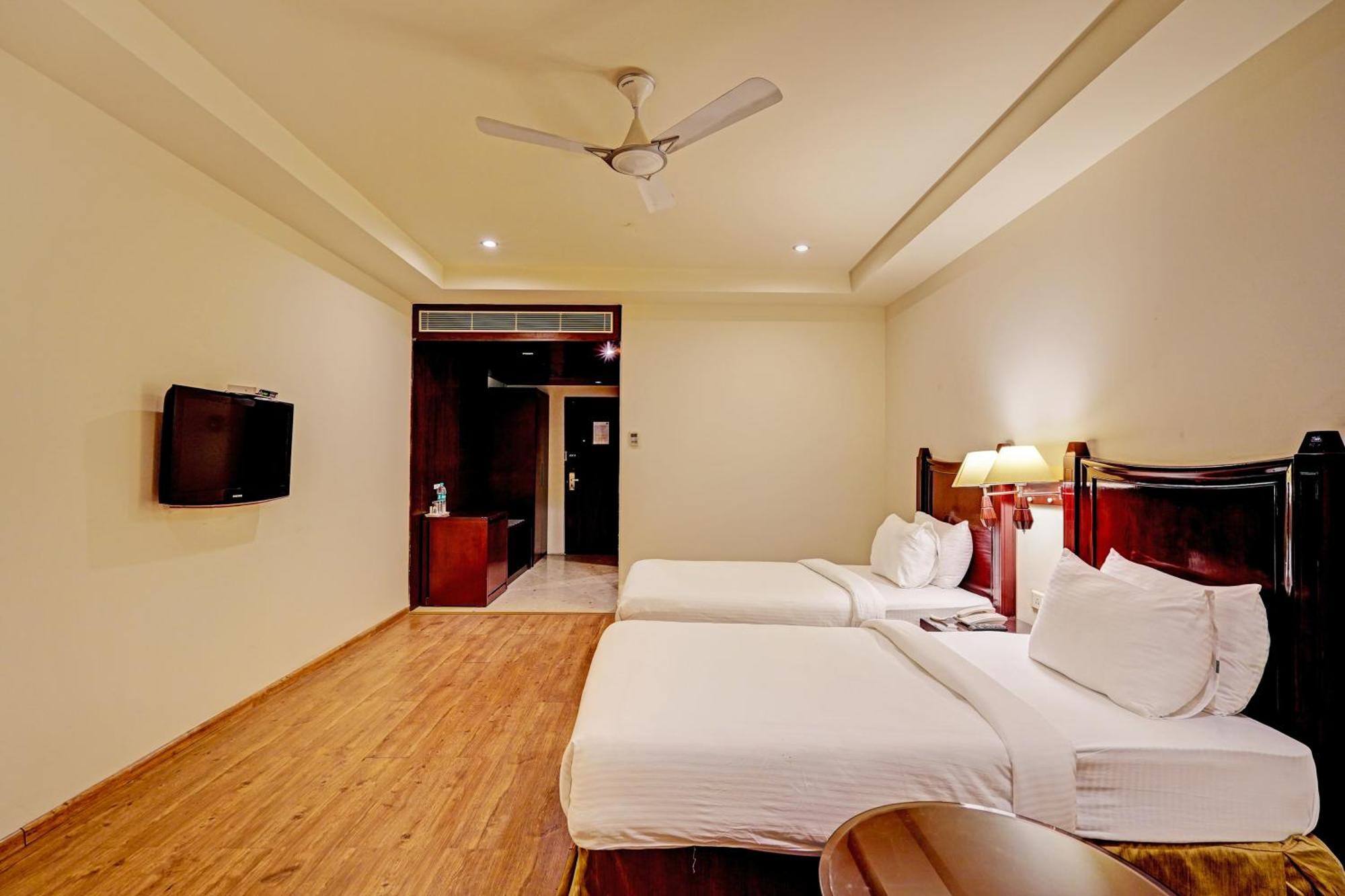 Grand Aerotech Hotel 4*