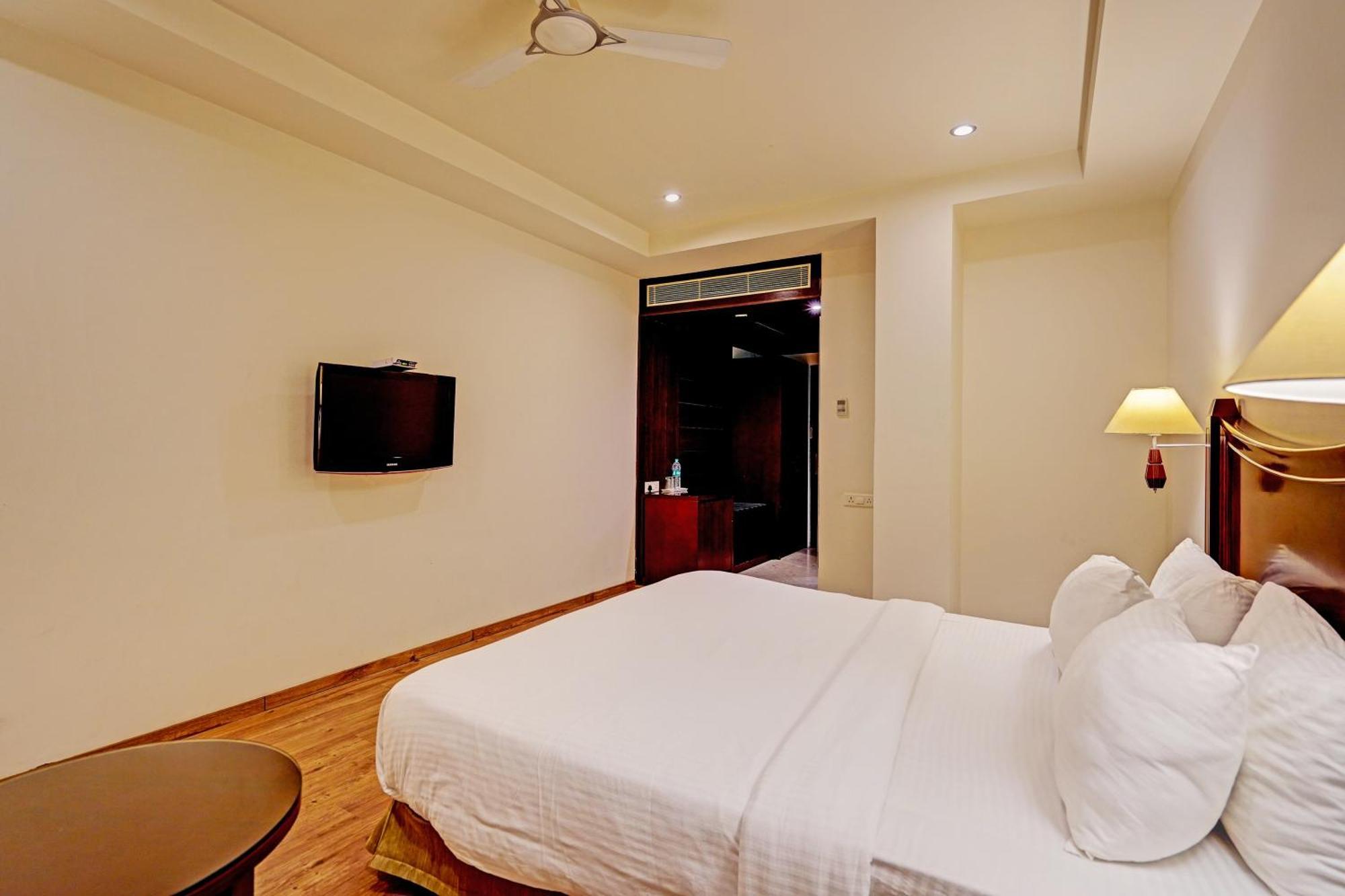 Hotel Grand Aerotech New Delhi