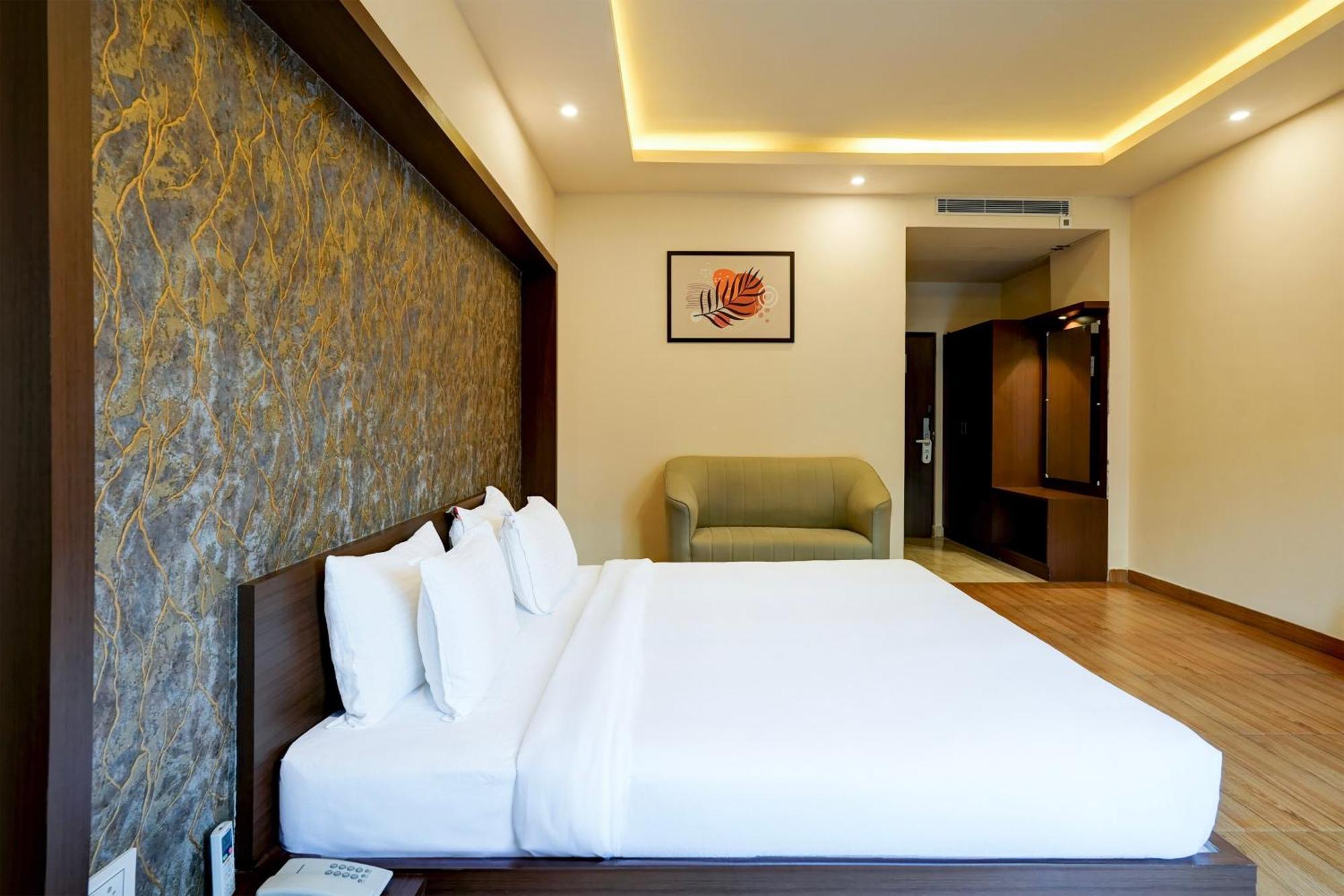 Grand Aerotech Hotel 4*